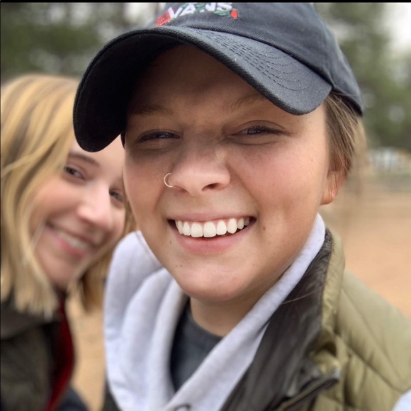 Meet your Posher, Amy - Picture 1 of 1